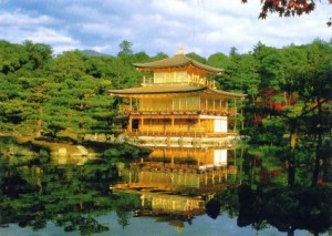 chua-vang-golden-pavillion-temple