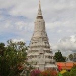 Silver Pagoda - Cambodia and Laos tour 13 days - Crossing the border